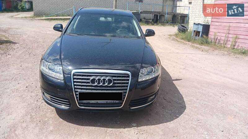 Универсал Audi A6 2010 в Коростене