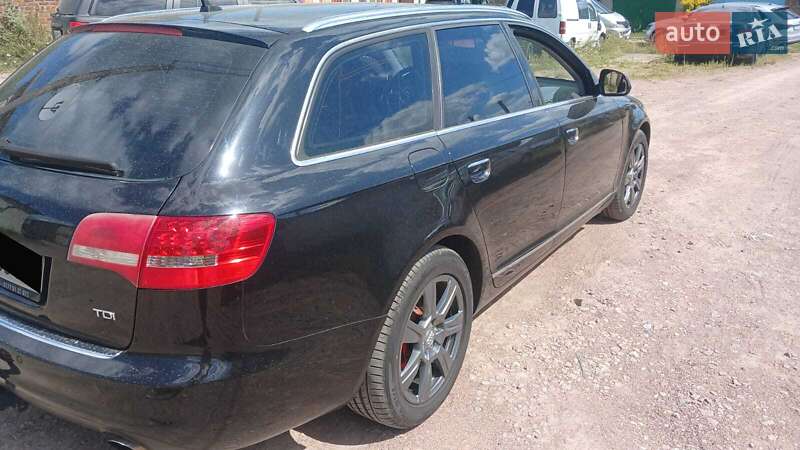Универсал Audi A6 2010 в Коростене