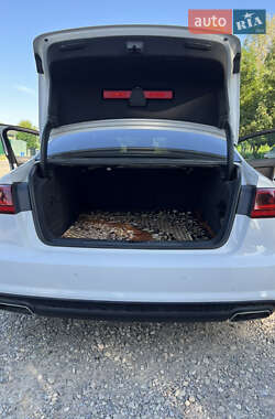 Седан Audi A6 2016 в 