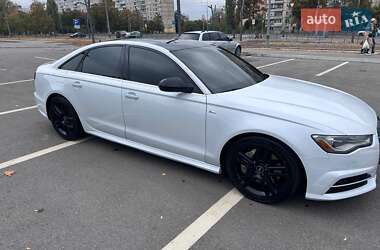 Седан Audi A6 2015 в 