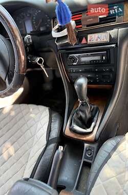 Седан Audi A6 1998 в 
