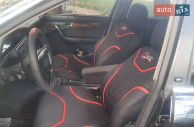 Седан Audi A6 1995 в 