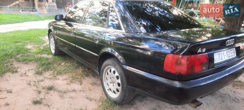 Седан Audi A6 1995 в Киеве