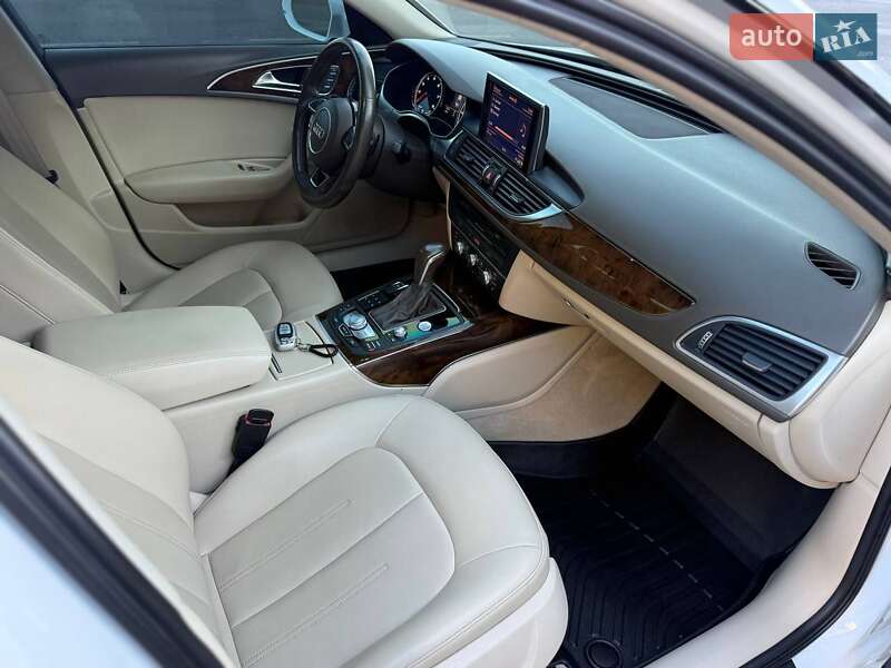 Седан Audi A6 2017 в Ромнах