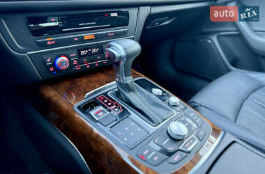 Седан Audi A6 2014 в 