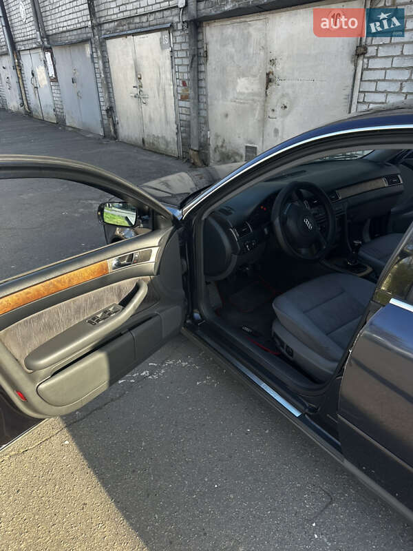 Седан Audi A6 1998 в Кременчуге