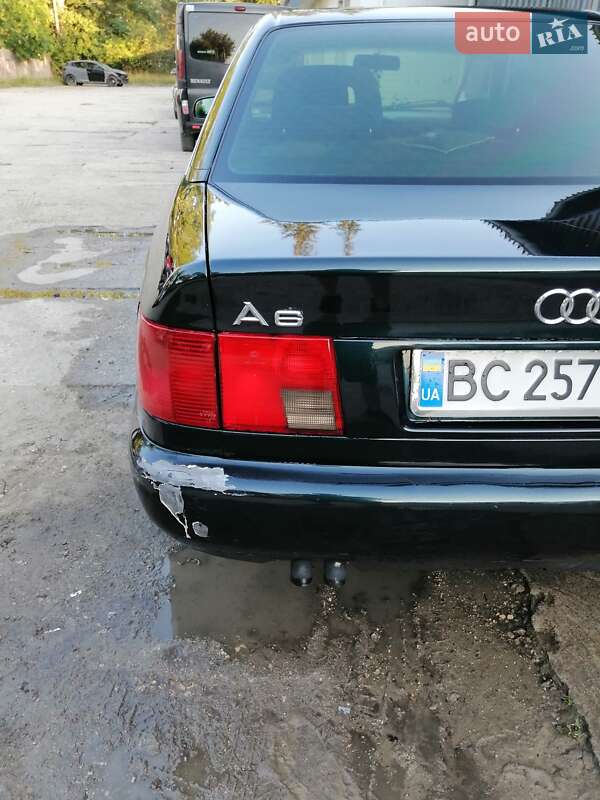Седан Audi A6 1995 в Львове