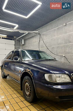 Седан Audi A6 1996 в 
