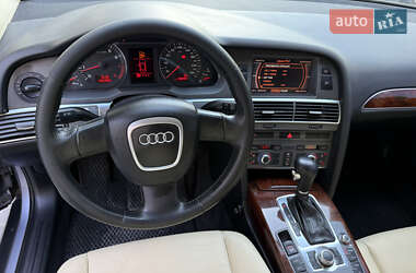 Седан Audi A6 2004 в 