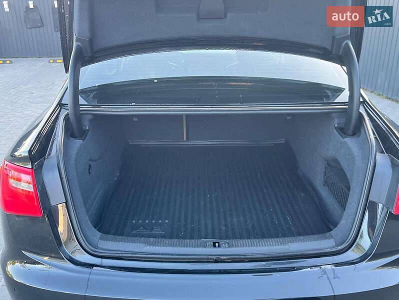 Седан Audi A6 2011 в Киеве