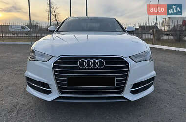 Седан Audi A6 2015 в 