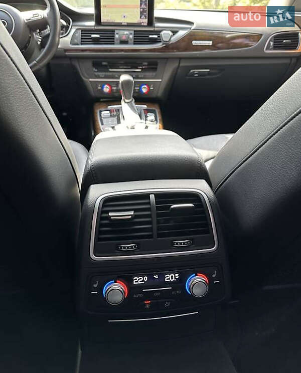 Седан Audi A6 2015 в Ивано-Франковске