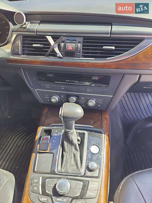Седан Audi A6 2013 в Горохове