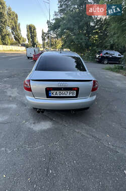 Седан Audi A6 2003 в 