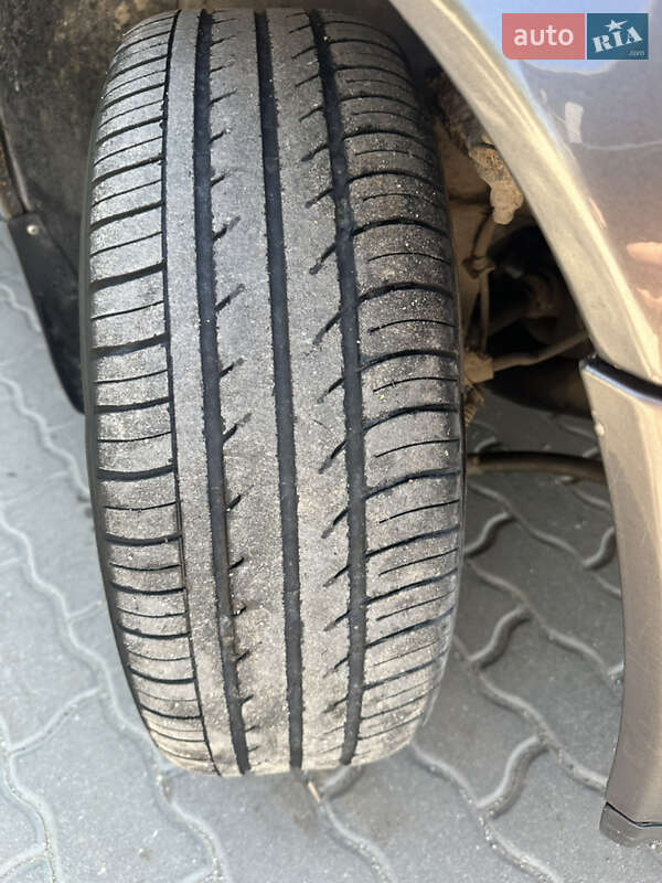 Седан Audi A6 1997 в Копычинце