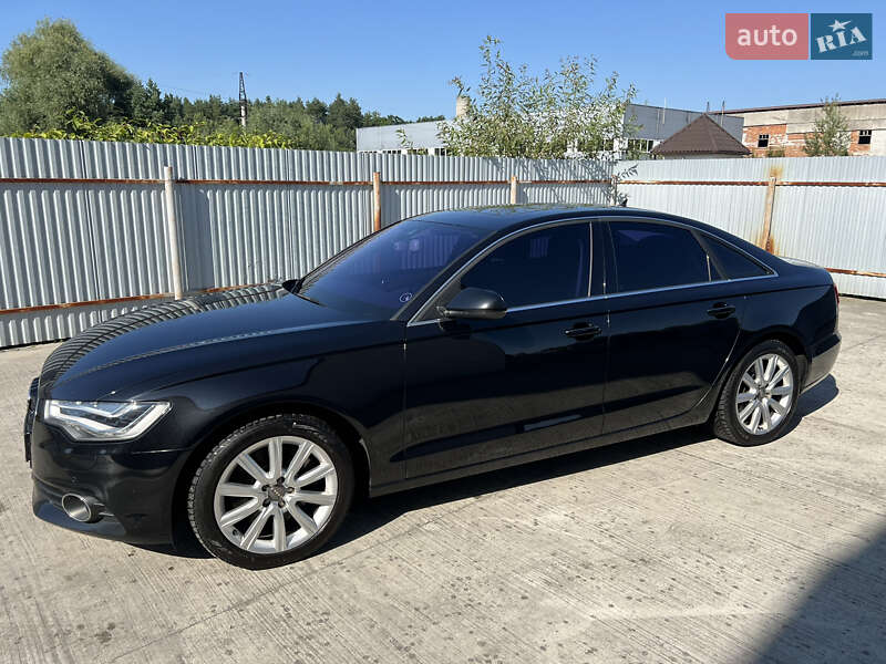 Седан Audi A6 2013 в Новояворовске