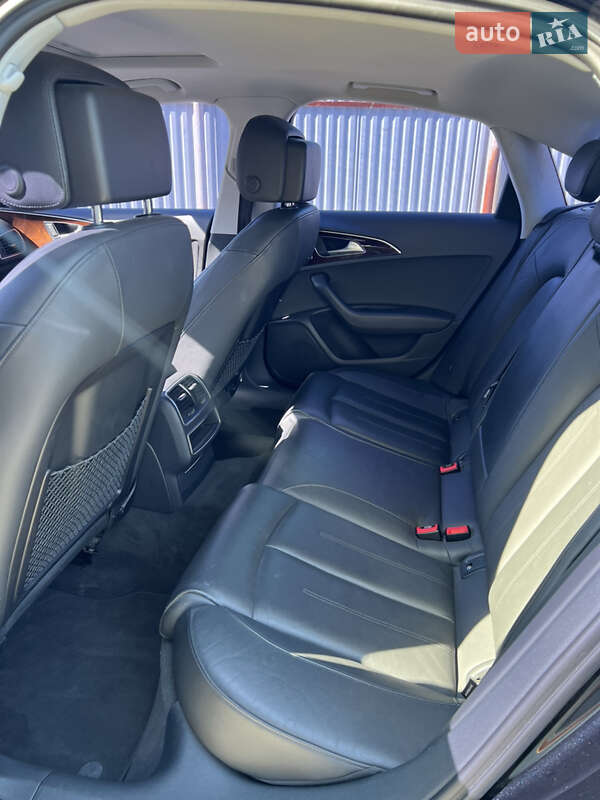Седан Audi A6 2013 в Новояворовске
