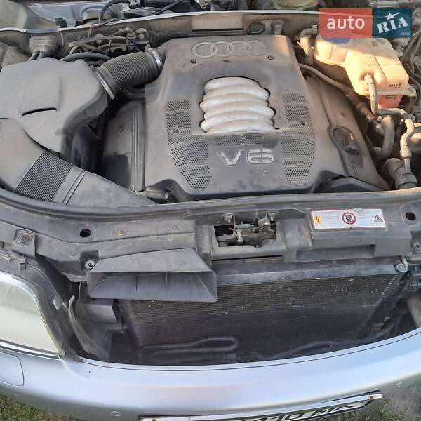 Универсал Audi A6 2001 в 