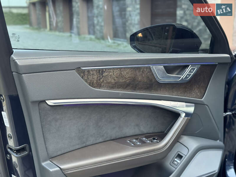 Седан Audi A6 2019 в Ужгороді