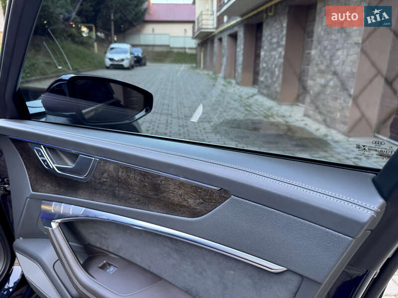Седан Audi A6 2019 в Ужгороді