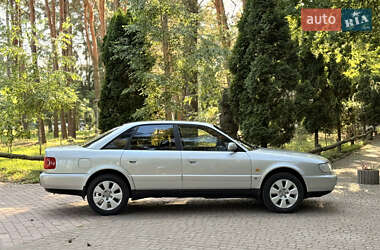 Седан Audi A6 1996 в 