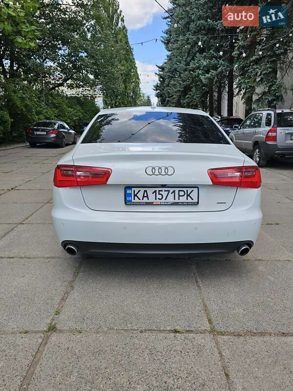 Седан Audi A6 2014 в Киеве