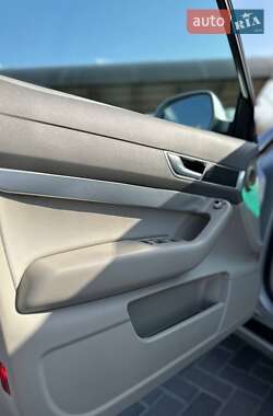 Седан Audi A6 2009 в 