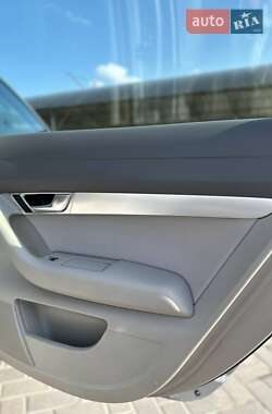 Седан Audi A6 2009 в 