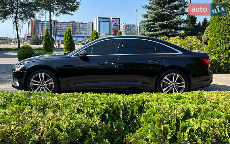 Седан Audi A6 2022 в Львове