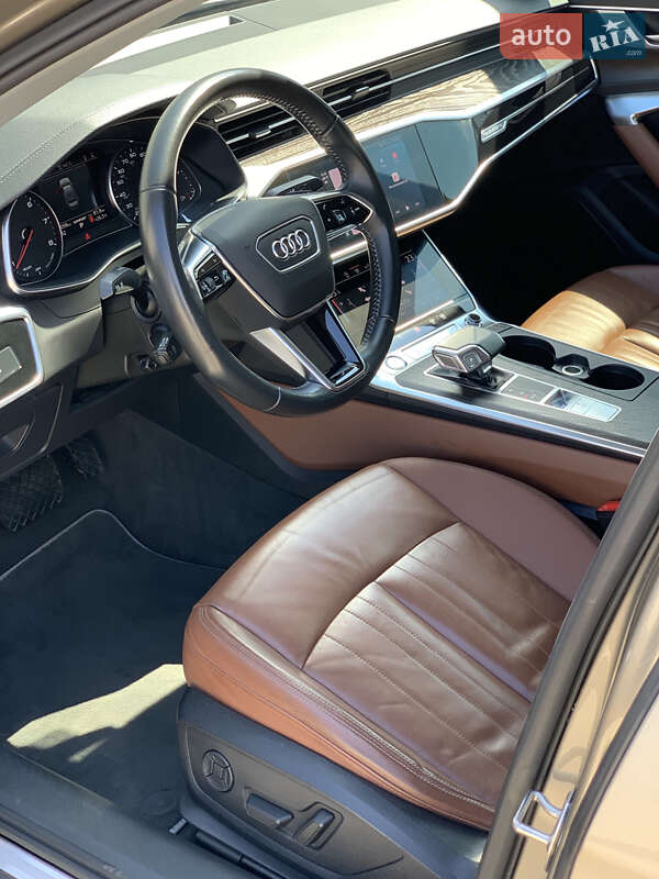Седан Audi A6 2019 в Киеве