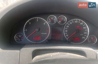 Седан Audi A6 2002 в 