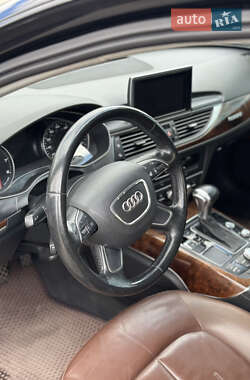 Седан Audi A6 2012 в 