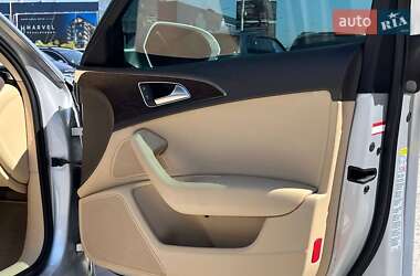 Седан Audi A6 2013 в 