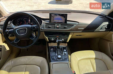 Седан Audi A6 2013 в 