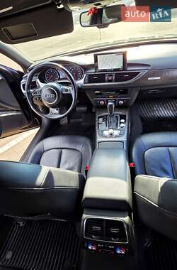 Седан Audi A6 2016 в 