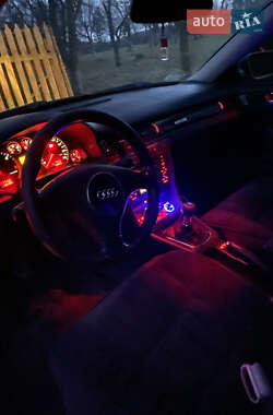 Универсал Audi A6 2003 в 