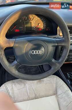 Универсал Audi A6 2001 в 