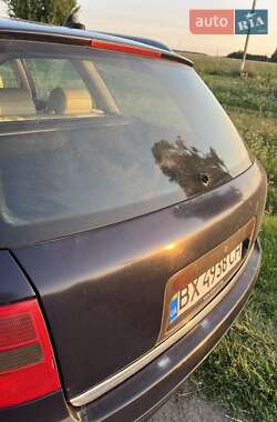 Универсал Audi A6 2001 в 