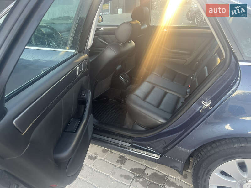 Седан Audi A6 2004 в Каменец-Подольском