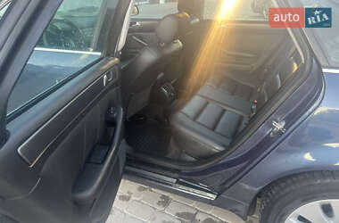 Седан Audi A6 2004 в 