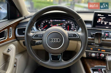 Седан Audi A6 2015 в 