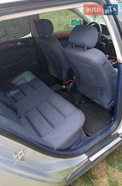 Универсал Audi A6 2000 в 