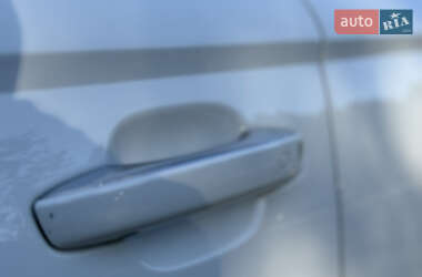 Седан Audi A6 2013 в 