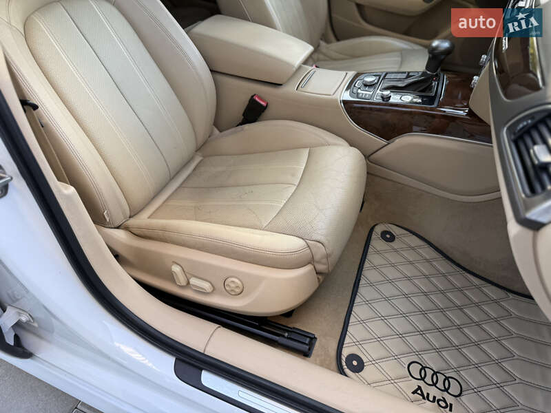 Седан Audi A6 2013 в Львове