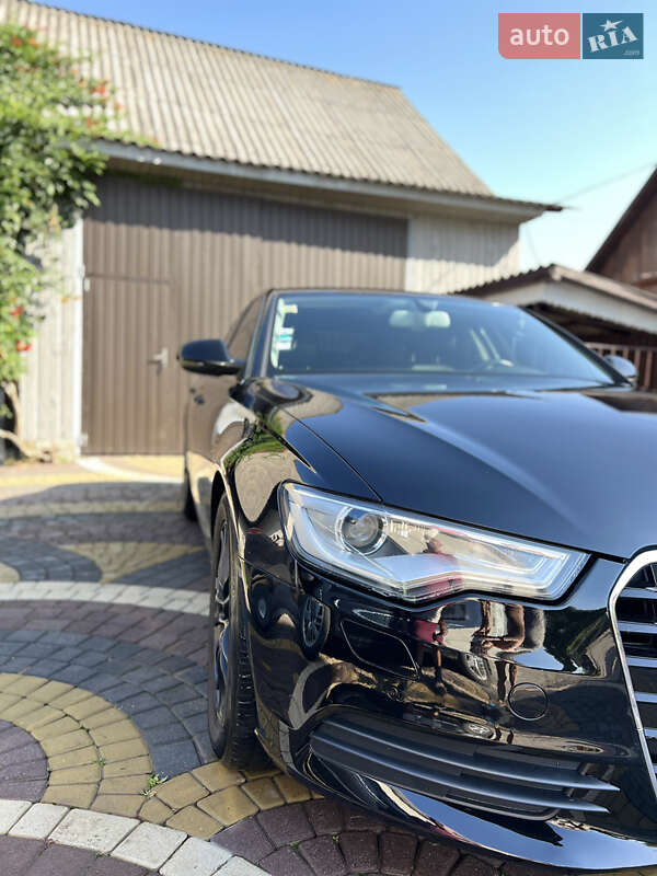 Седан Audi A6 2012 в Черновцах