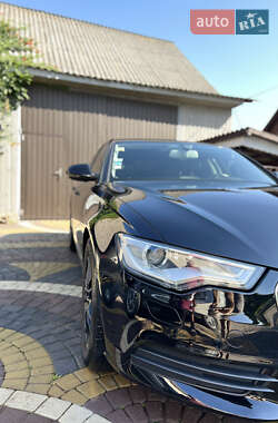 Седан Audi A6 2012 в 