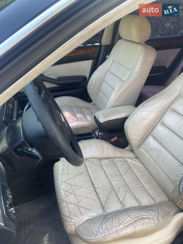 Универсал Audi A6 1999 в Буске
