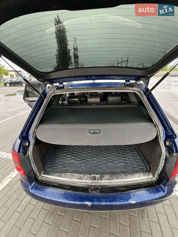 Универсал Audi A6 2000 в Львове