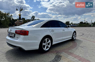 Седан Audi A6 2014 в 
