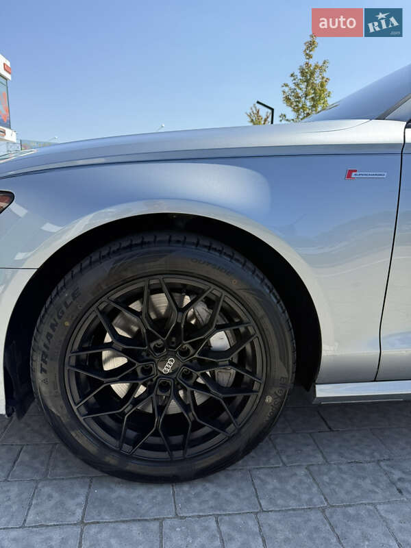 Седан Audi A6 2013 в Львове